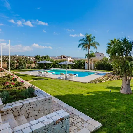 Villa Dione Mare Di Ponente Donnalucata (Sicily)