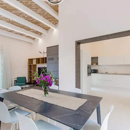 Dione Al Mare * دونّالوكاتا